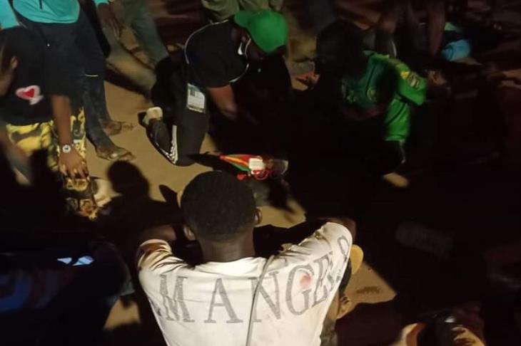 تدافع بين جماهير الكاميرون